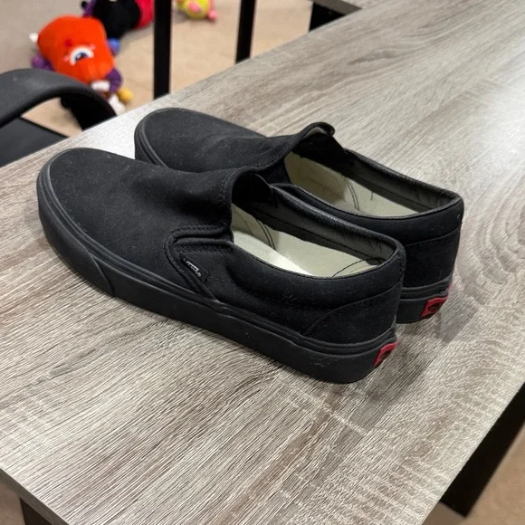 Vans Classic Black Canvas Slip-Ons - Picture 3 of 4